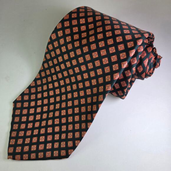 Vintage Dayton’s Northbriar Shop Tie by Reis – Dark Green Geometric 4"x54" - Picture 1 of 7